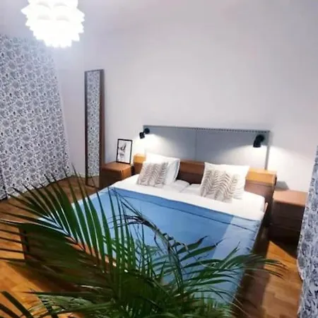 Uroczy Dom Na Ladnym Podwarszawskim Osiedlu 빌라 *