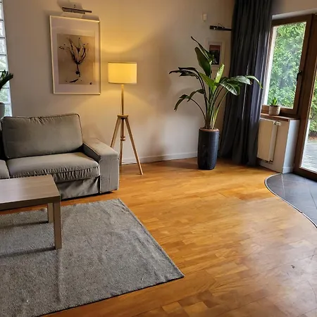 Uroczy Dom Na Ladnym Podwarszawskim Osiedlu * Michałowice