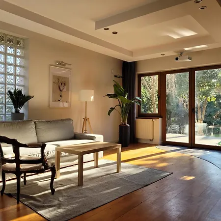 빌라 Uroczy Dom Na Ladnym Podwarszawskim Osiedlu *