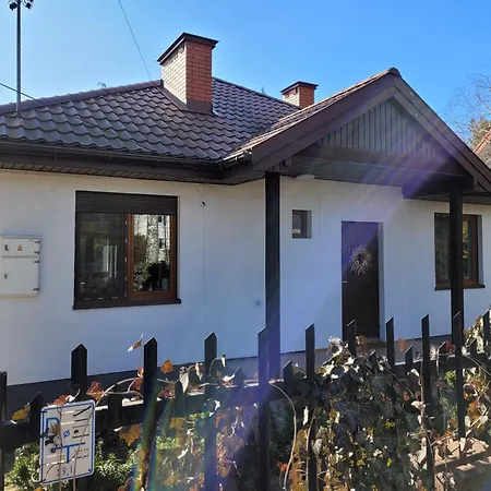 Villa Uroczy Dom Na Ladnym Podwarszawskim Osiedlu Michalowice (Masovia)