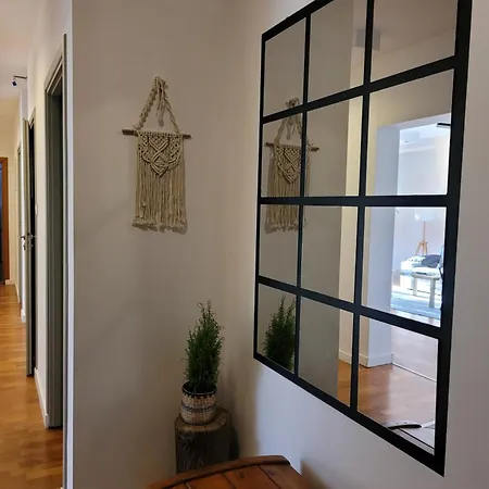 Uroczy Dom Na Ladnym Podwarszawskim Osiedlu 빌라 Michałowice