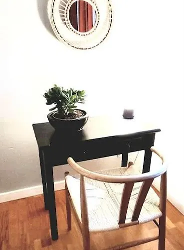 Willa Uroczy Dom Na ładnym Podwarszawskim Osiedlu